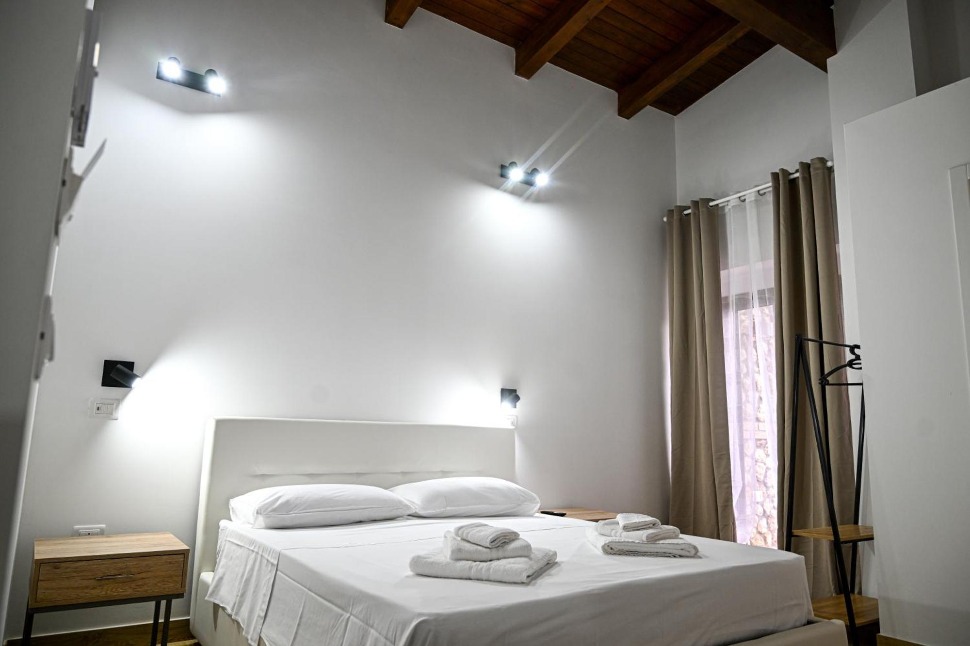 Borgo Carida - Green Family Holidays Zaccanopoli Экстерьер фото